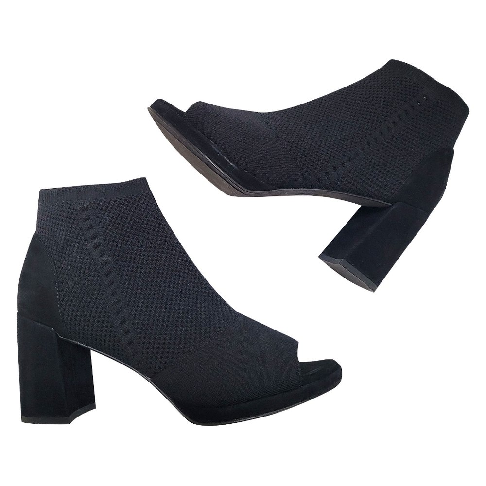 Eileen Fisher "margate" open toe stretch knit boots size 8.5